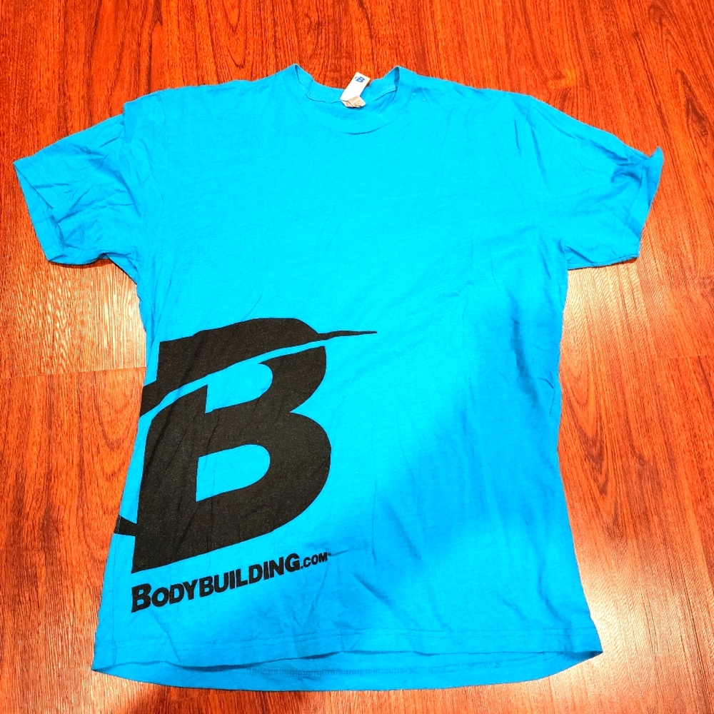Men's workout shirt Size L